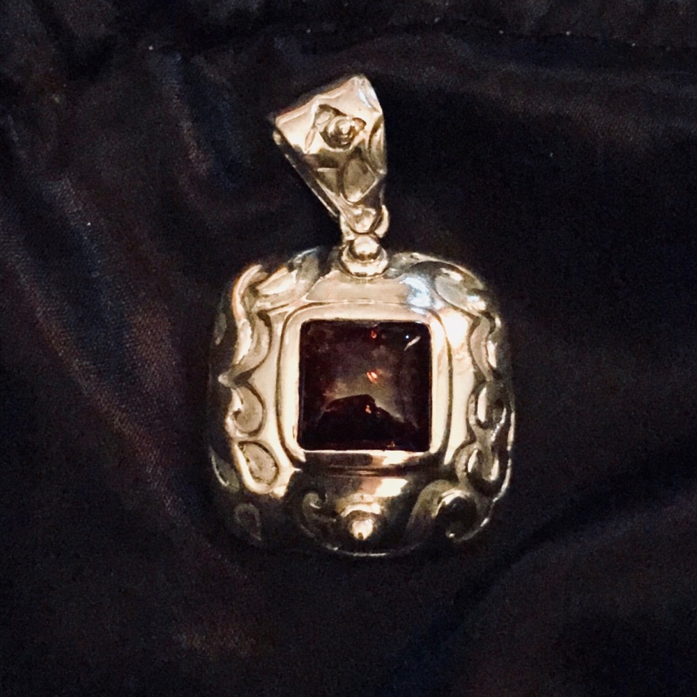 Silpada pendant